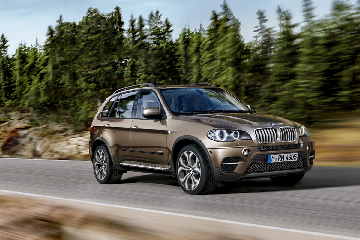 很疗愈！手工超美的俄罗斯技师完美修复 BMW X5 ！