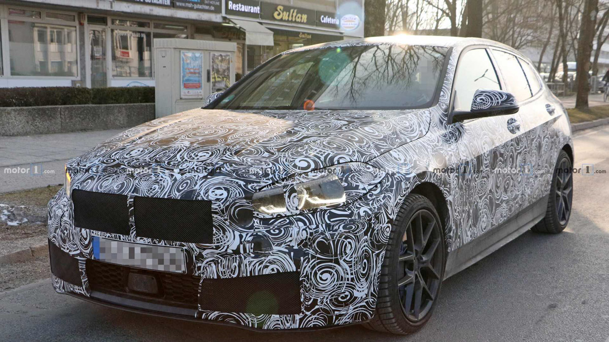 新一代 BMW 1 Series 内装首度曝光！