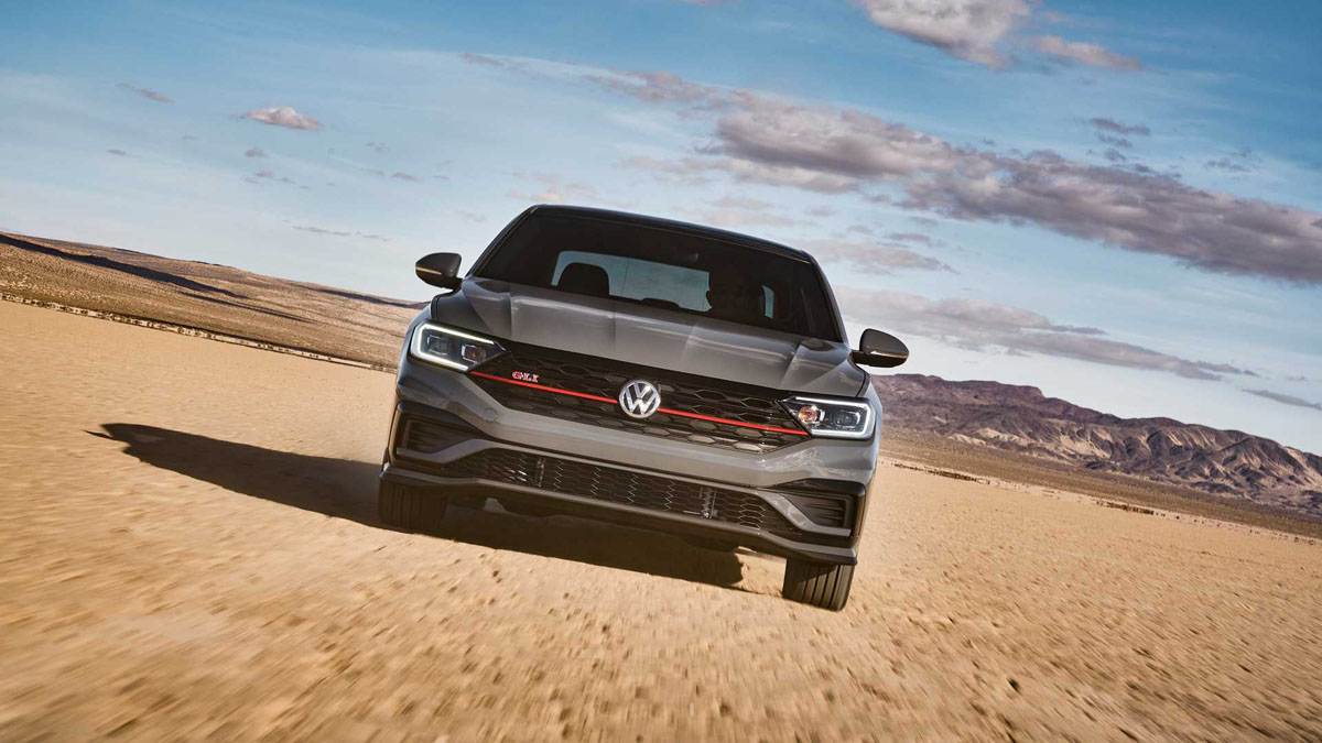 Volkswagen Jetta GLI 发布，四门版的 Golf GTI ！