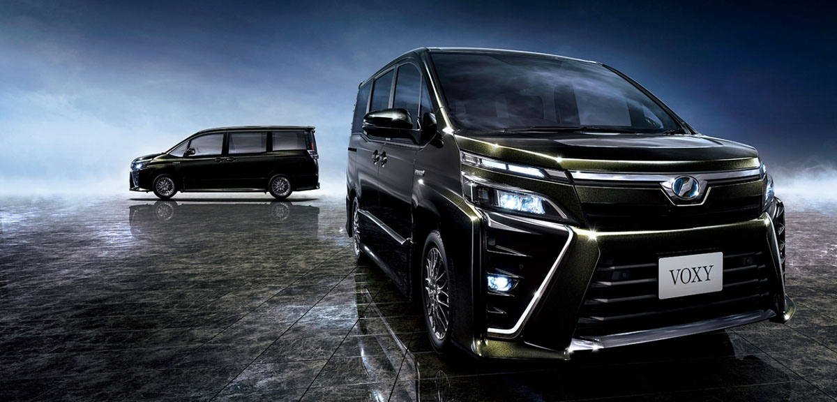 Toyota Voxy 现在已经买得到，售价从RM 129,000起跳！