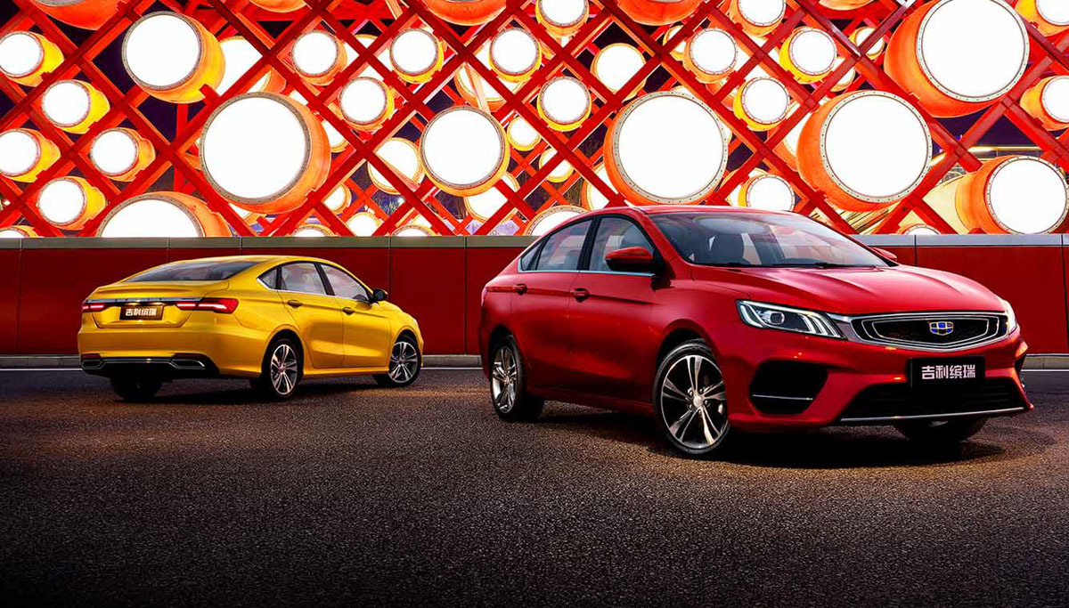 被巨石滚落砸中, Geely Boyue 似乎遗传了硬实力!