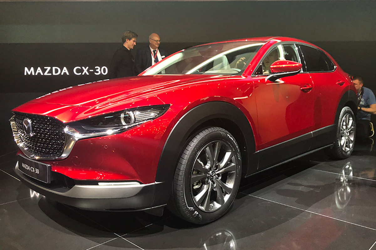 mazda-cx-30-geneva-debuts-020