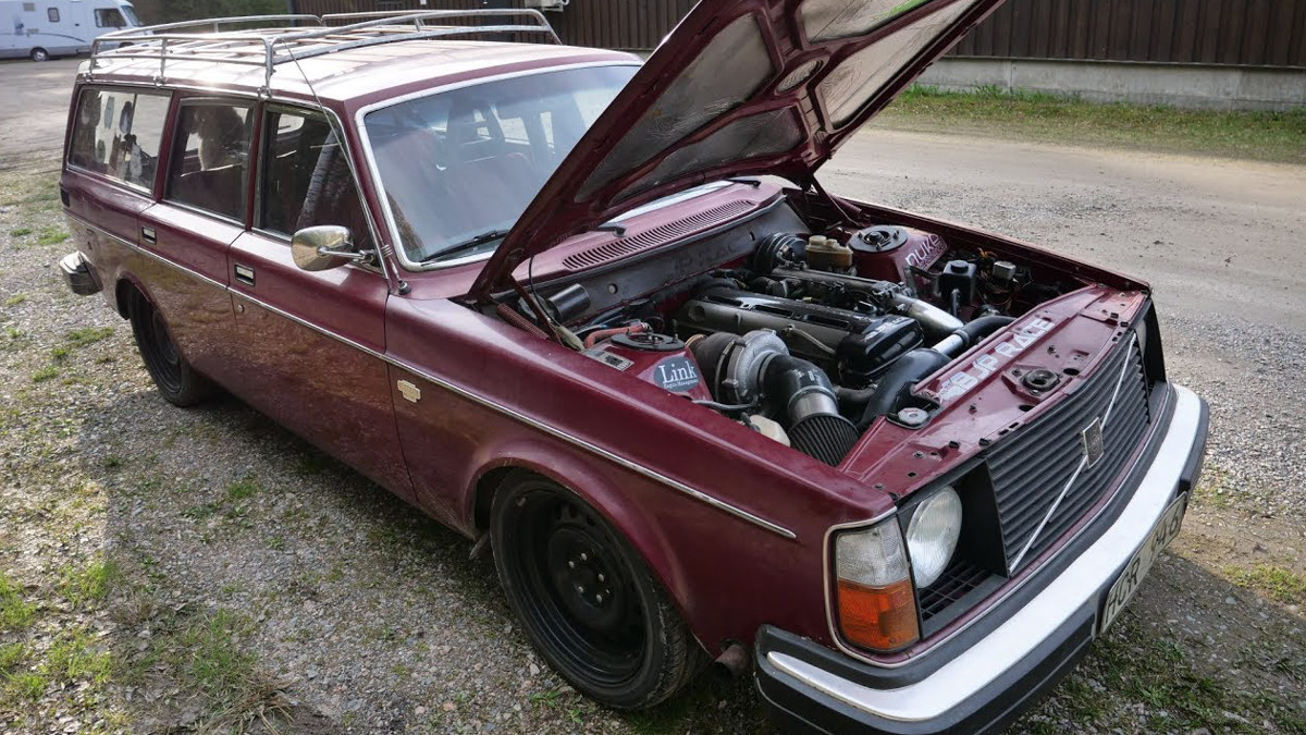 Caption ：这位车主要不要考虑下 Myvi 引擎？