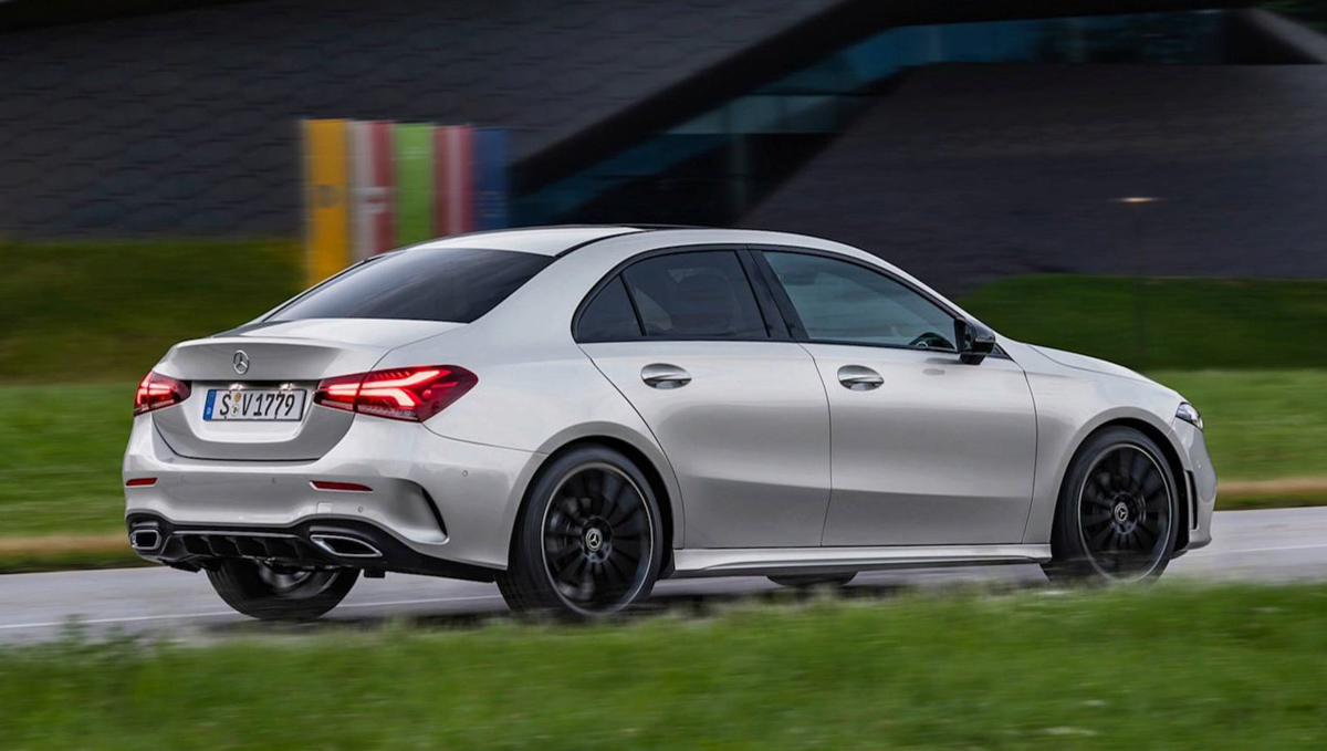 Mercedes-Benz A-Class Sedan 预告登场，我国即将发布！