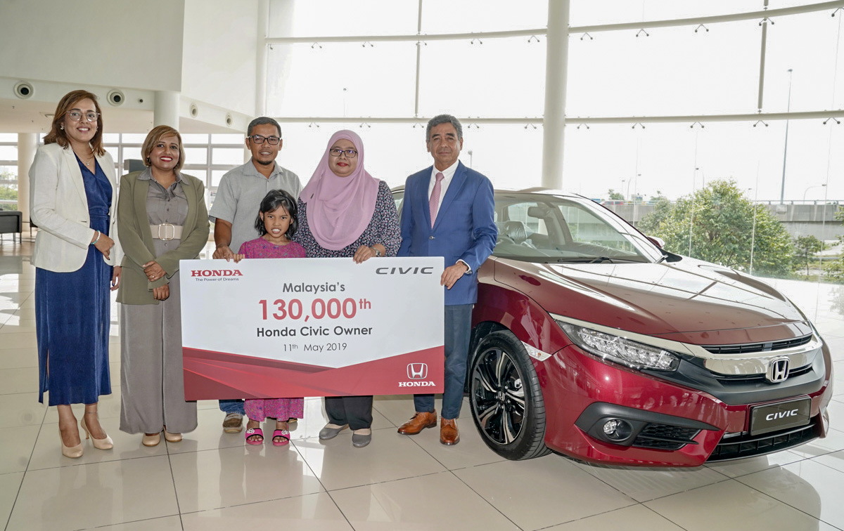 Honda Malaysia 喜迎第13万名 Honda Civic 车主!