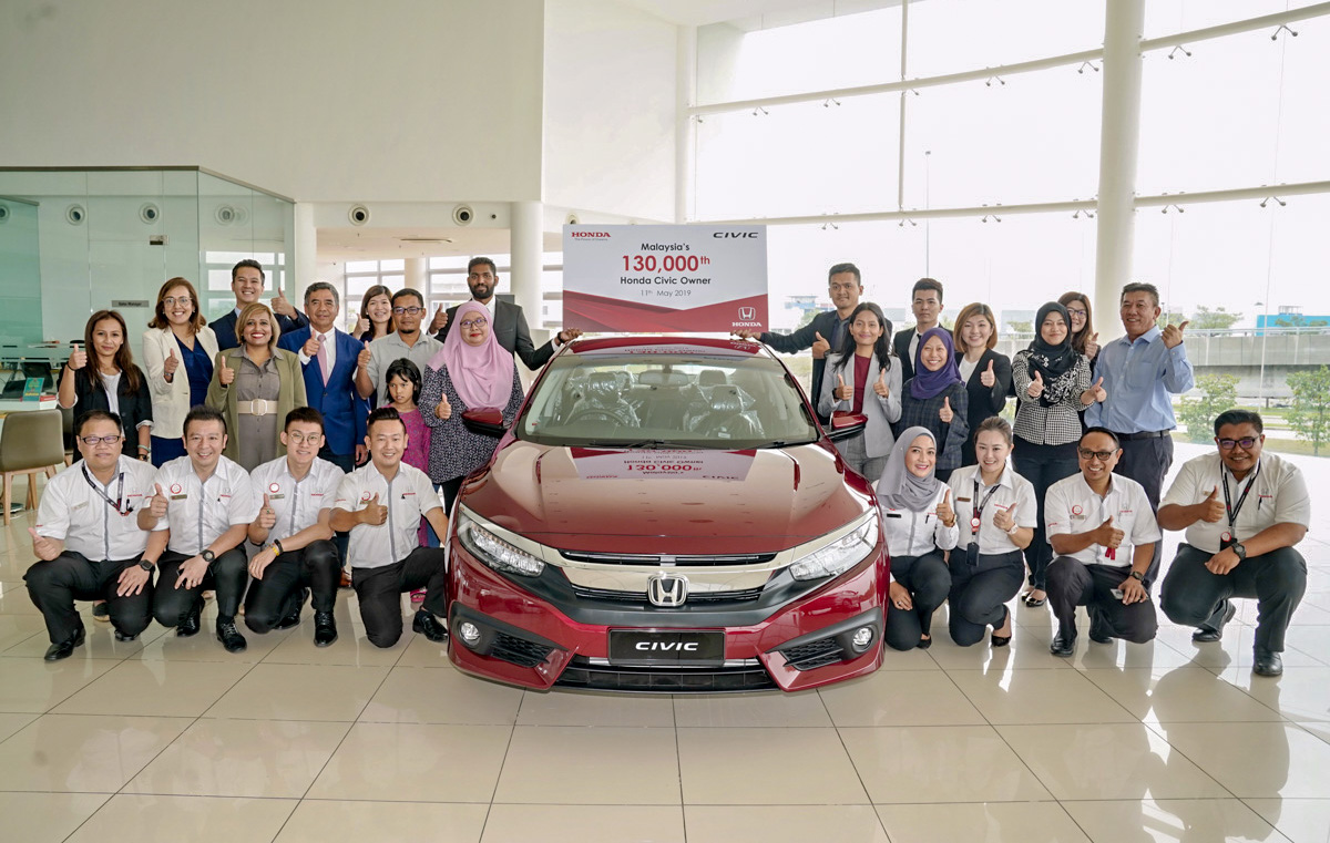 Honda Malaysia 喜迎第13万名 Honda Civic 车主!