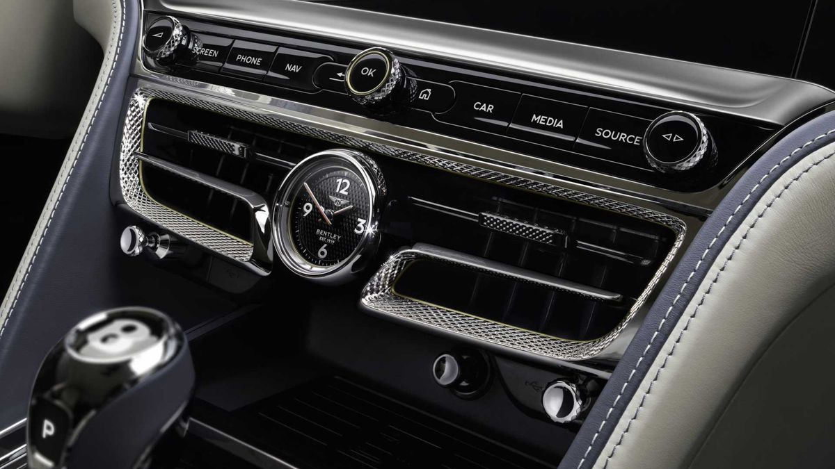 626 hp 奢华房跑， 2020 Bentley Flying Spur 发布！