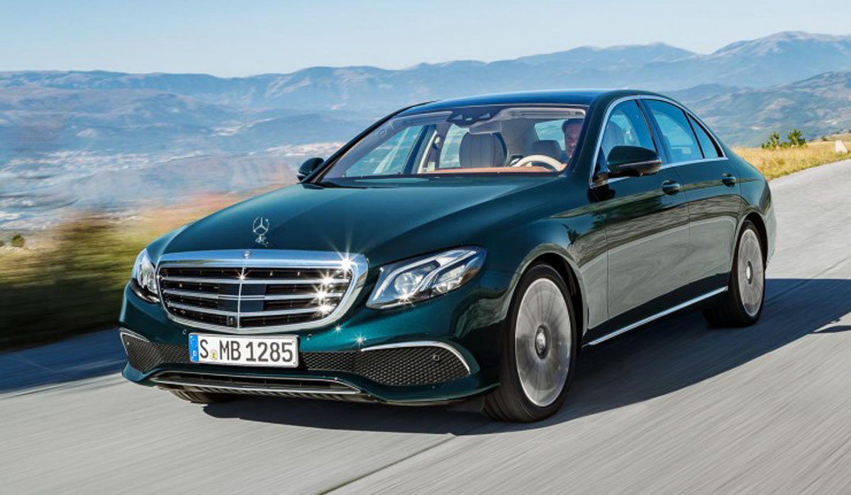 Mercedes-Benz E Class 小改款现身，换装全新的头灯组？