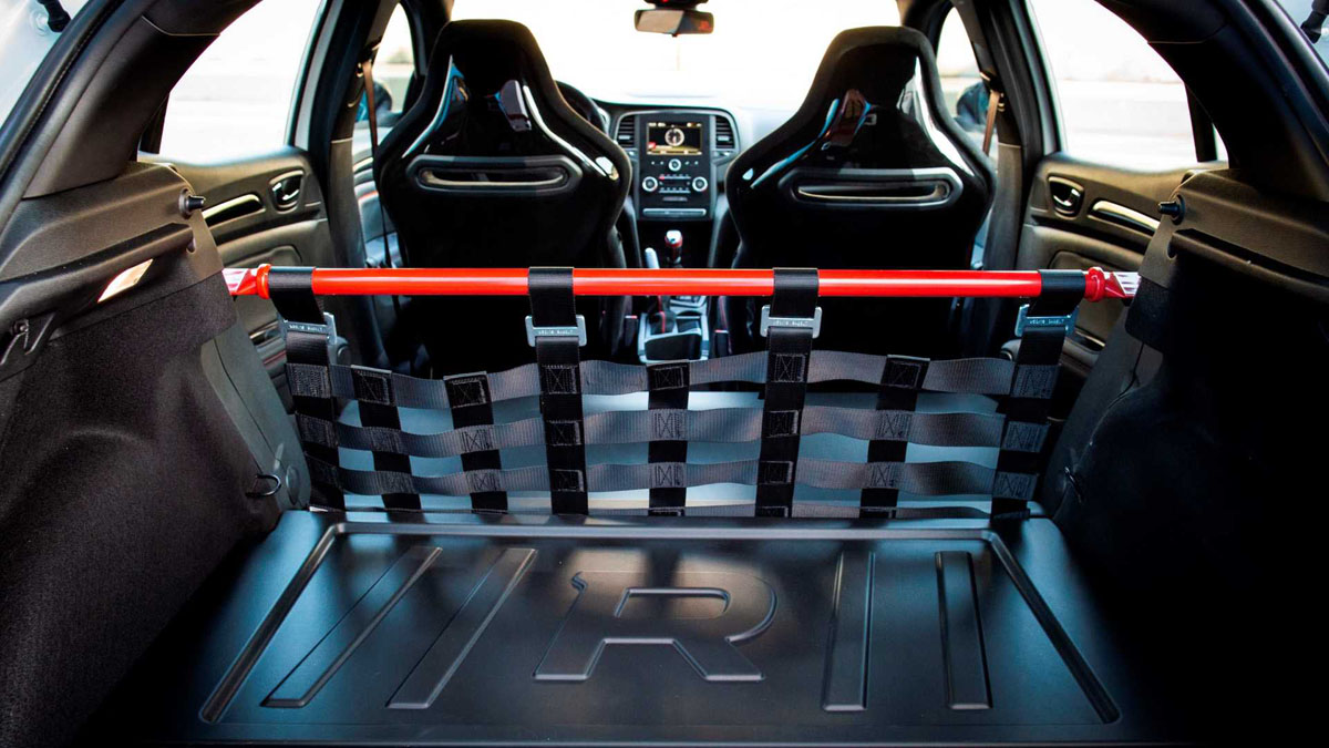 最速前驱钢炮 Renault Megane RS Trophy-R 细节公开！