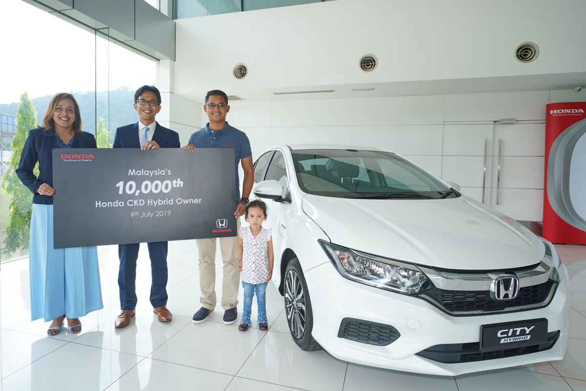 Honda Malaysia 移交第10,000辆 Hybrid 车型！
