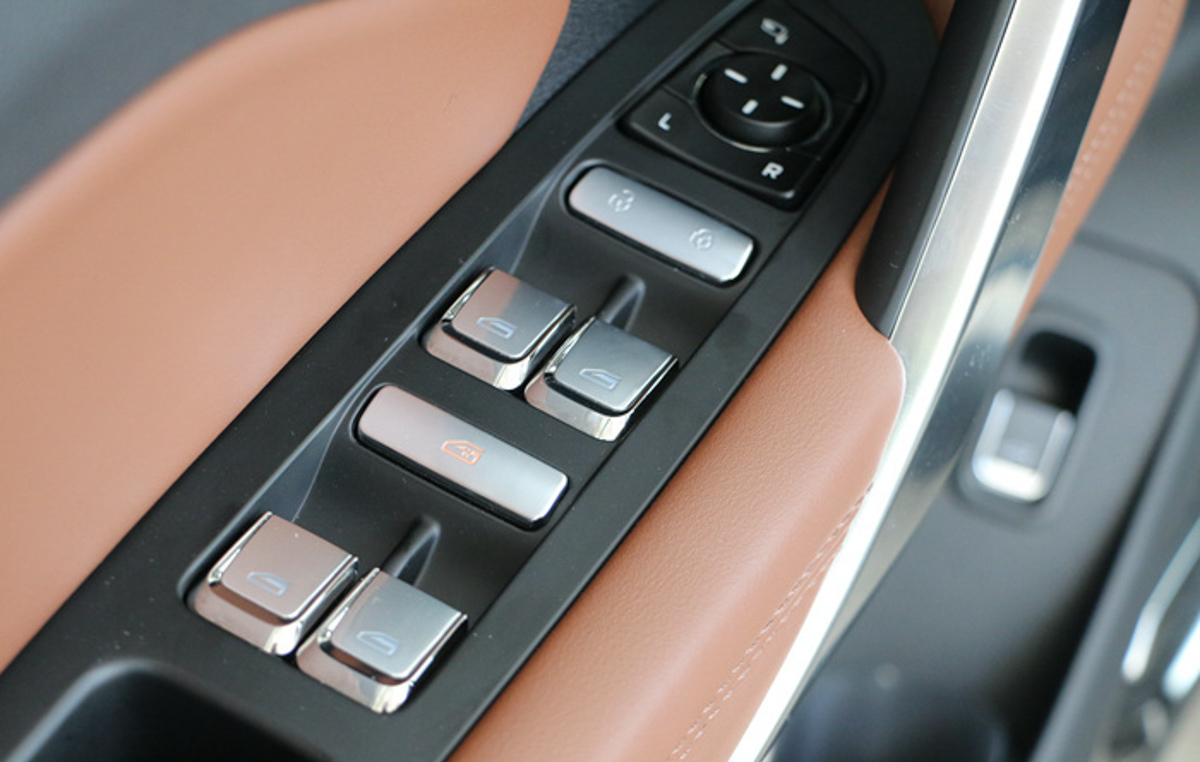 Geely Boyue PRO 静态实拍，小改款大改变！