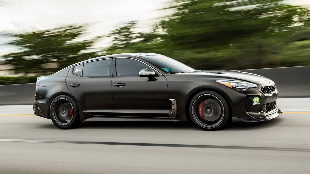 加上空力套件后,Kia Stinger GT 更炫酷!