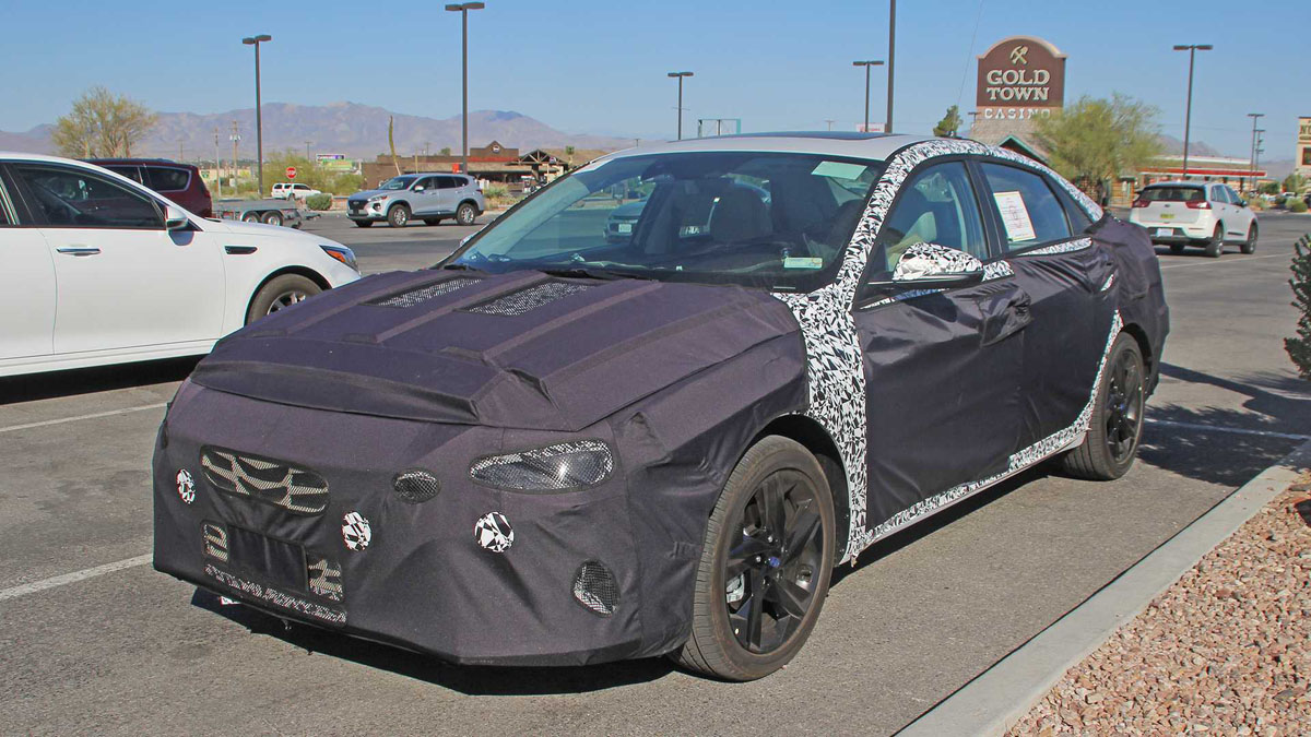 Hyundai Elantra 大改款现身！最快洛杉矶车展全球首发！