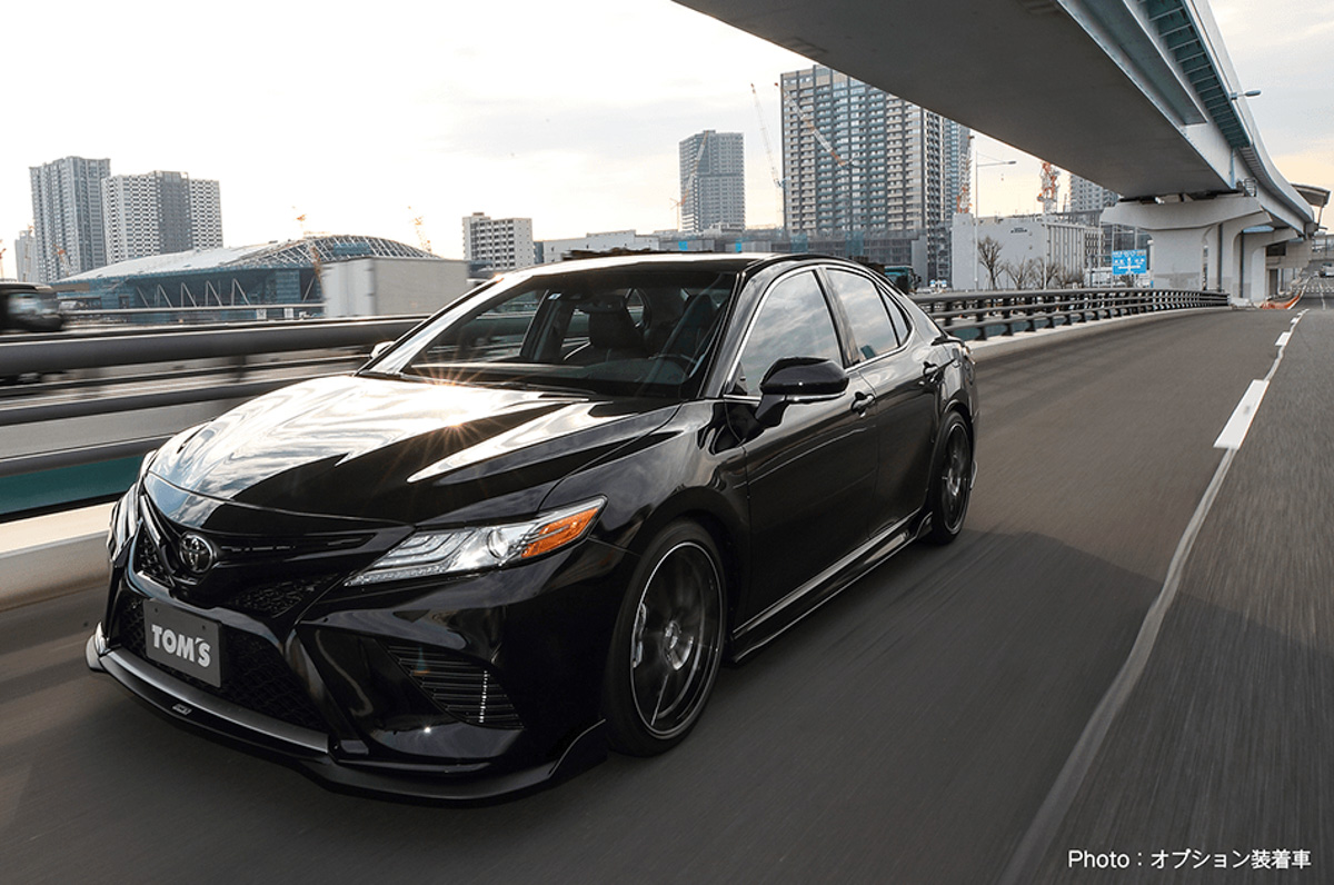 不 Uncle 的 Toyota Camry ， Tom's C35 帅气登场 ！