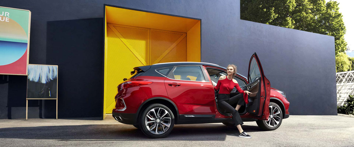 Geely Emgrand GS 运动版，可以跑很快的跨界车！