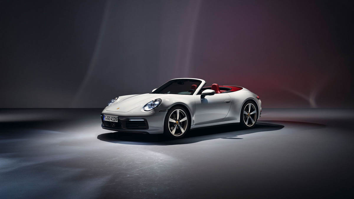 入门级 Porsche 911 Carrera & Convertible
