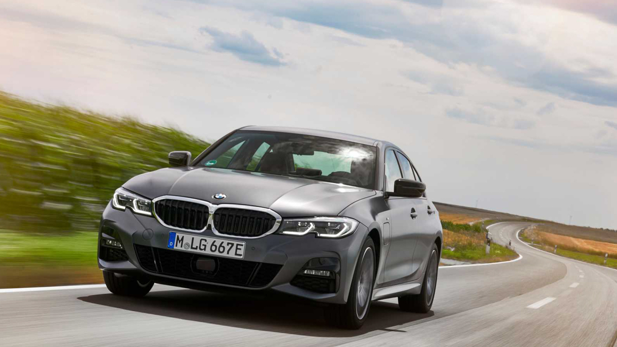 最大马力可达 292 Hp， 2020 BMW 330e 正式登场