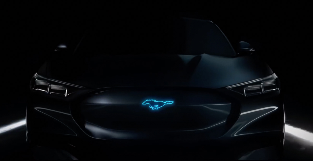 Ford Mustang Crossover 或取名 Ford Mach E