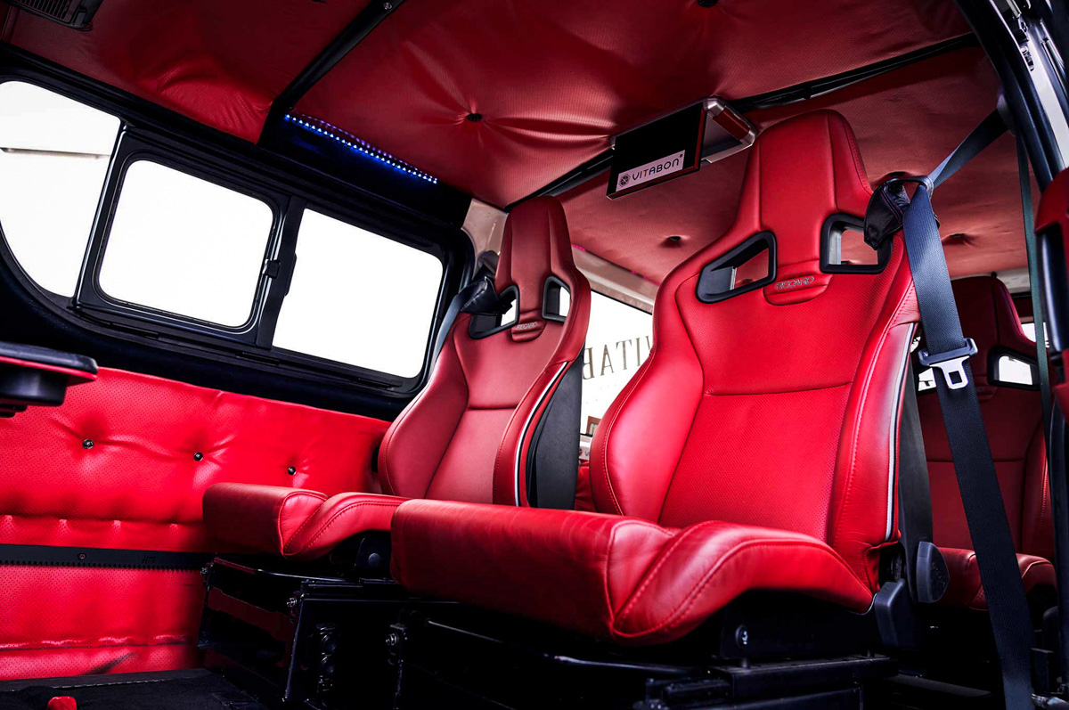 神 Van 身战神心，616 Hp 的 Toyota Hiace GT-R R35