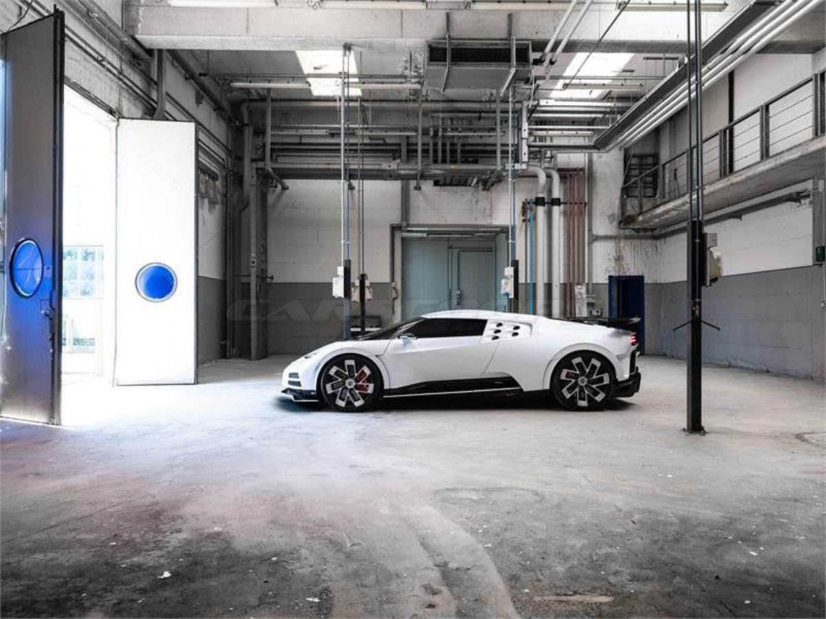 限量 Bugatti Centodieci 超跑问世，最高时速420 KM/H