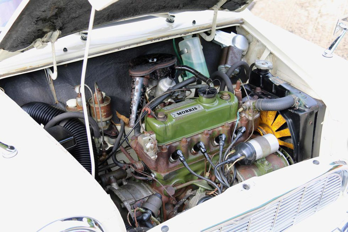 车龄50年，里数436 KM，座椅还包住塑料带，全原装1968 MINI MK1 寻找新车主