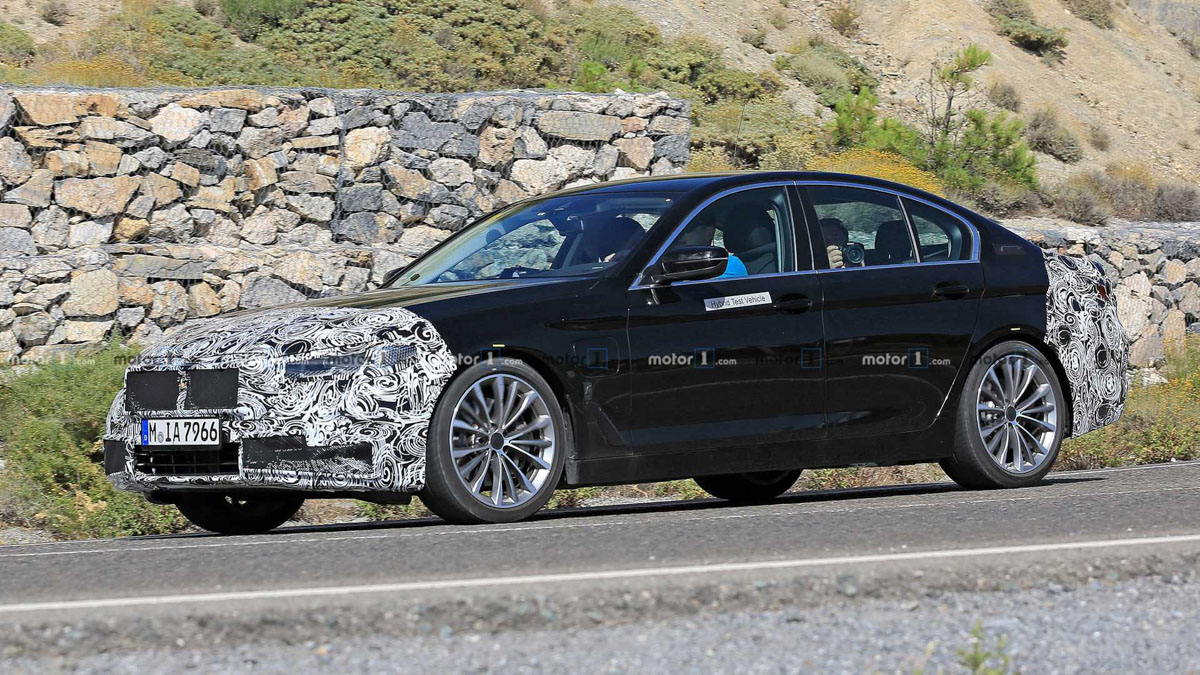 2020年发布， BMW 5 Series 小改款更显霸气