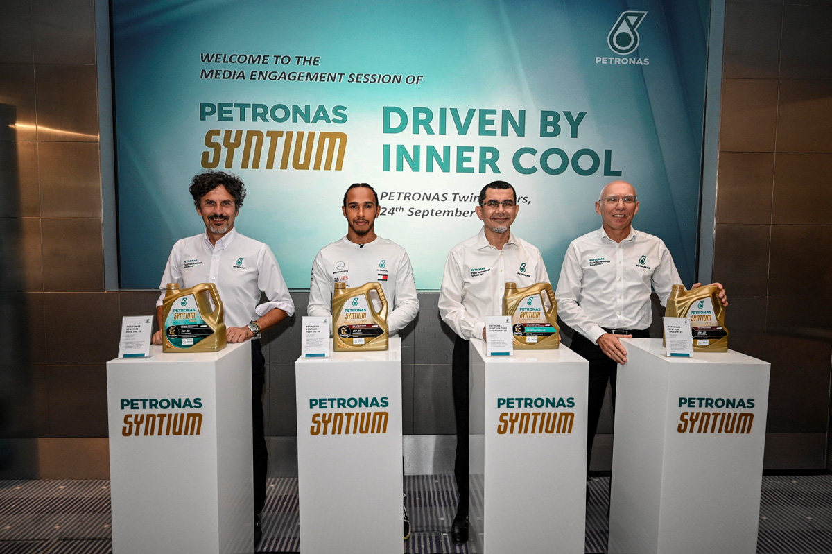 Petronas 推出全新 Syntium 引擎油，富含全新 COOLTECH 技术