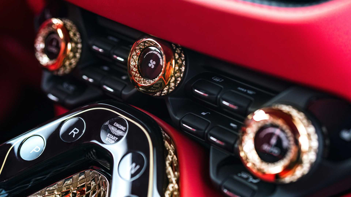 760 Hp 限量超跑， Aston Martin DBS GT Zagato 霸气登场