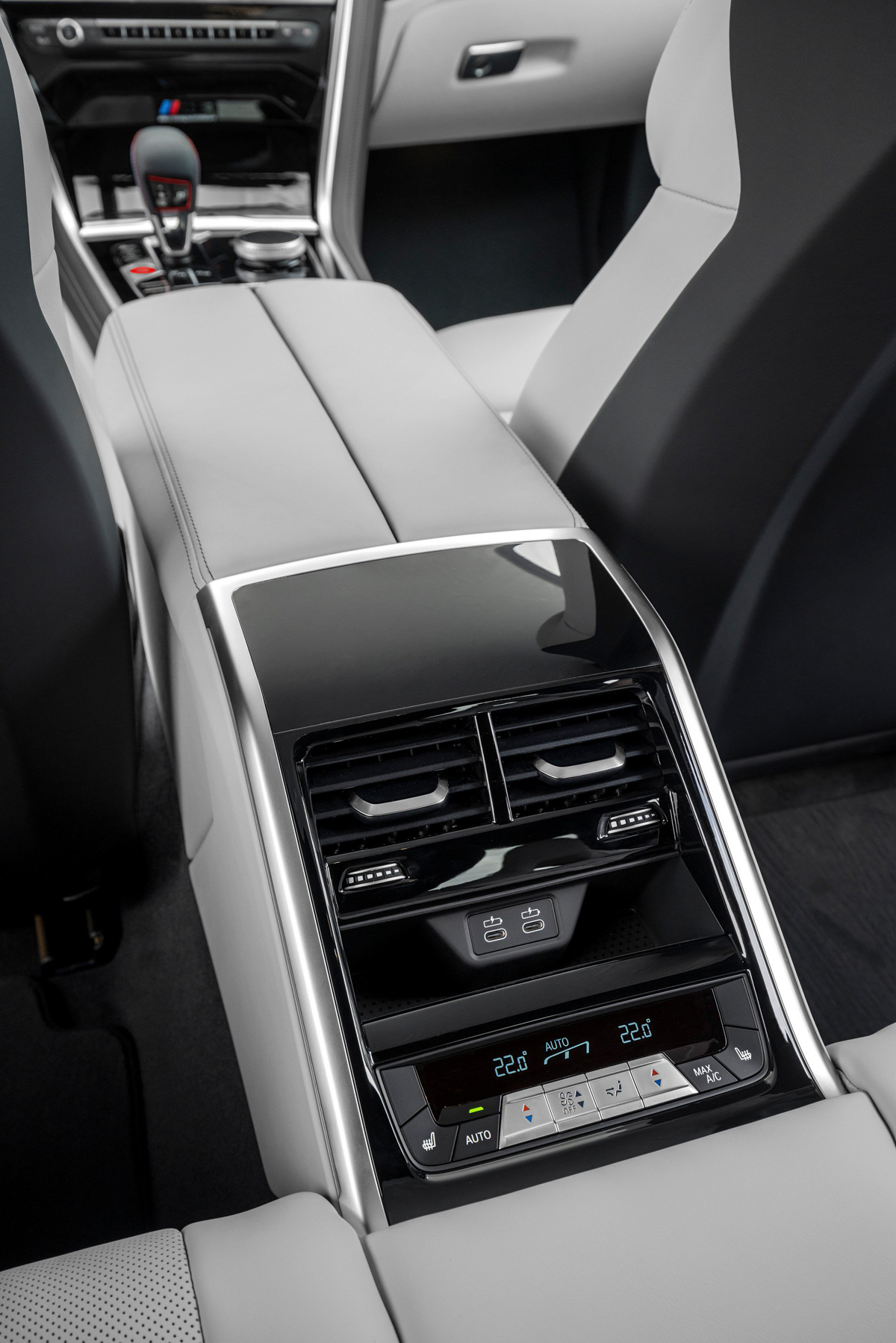 BMW M8 Grand Coupe 四门轿跑强势亮相，或将明年正式发布