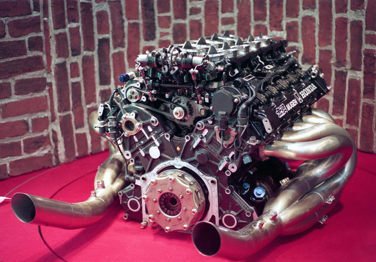 Honda F1 V10 引擎要出售，拥有 700 Hp，售价 RM 51,021