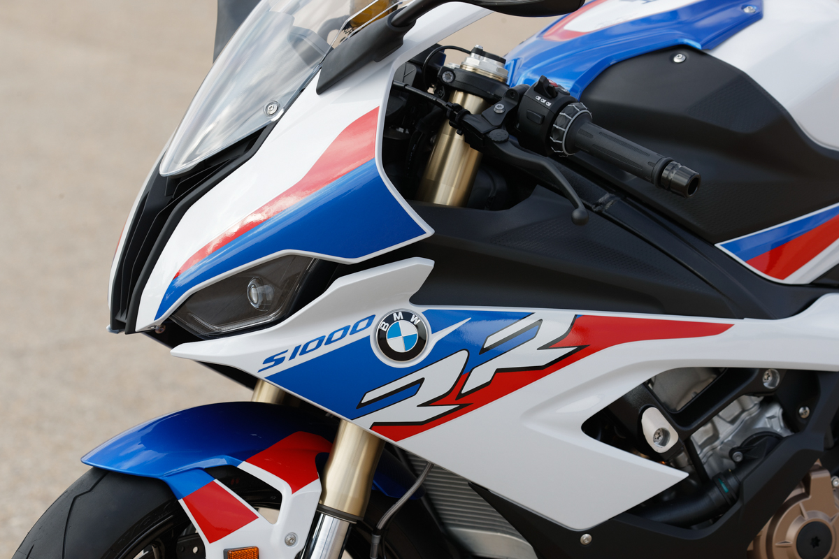BMW S1000RR 正式发布，207Hp/113Nm，售价RM 138,500