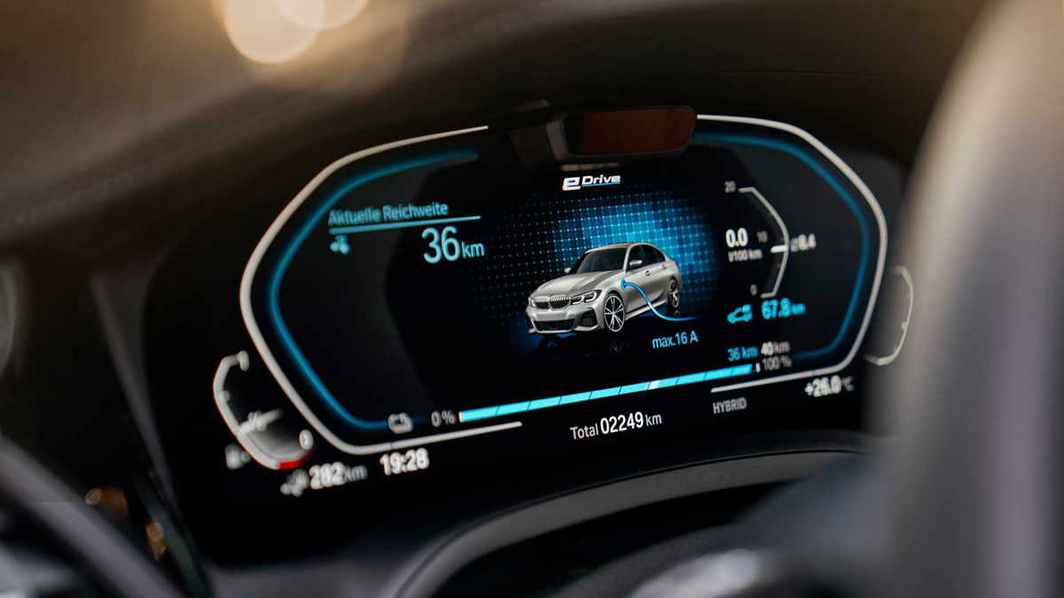 BMW G20 330e 现身洛杉矶车展，最大马力292 Hp