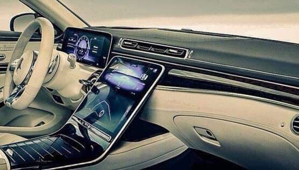 Mercedes-Benz S Class 实车图曝光，这样的设计你喜欢吗