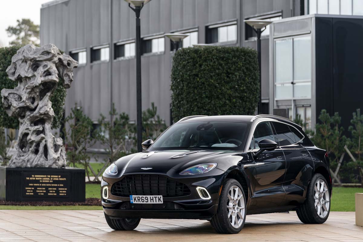Aston Martin 英国设新厂，投产全新 Aston Martin DBX
