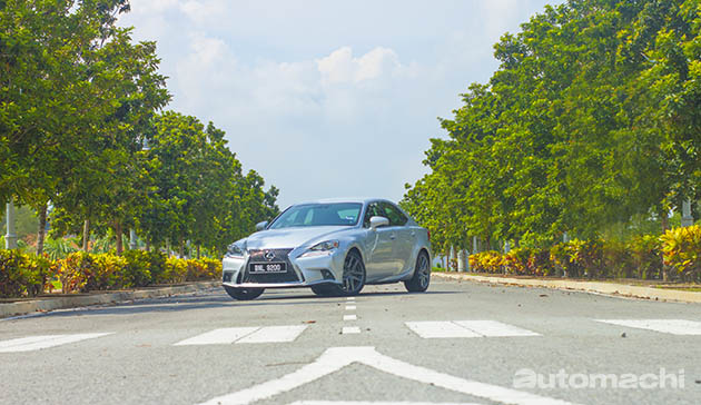 Lexus IS200t F-Sport，日系后驱涡轮轿跑！