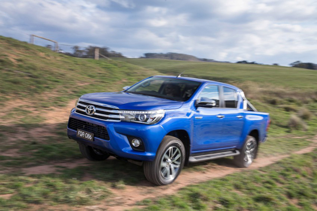 Toyota销售员:全新Hilux会在明年3月/4月登场！