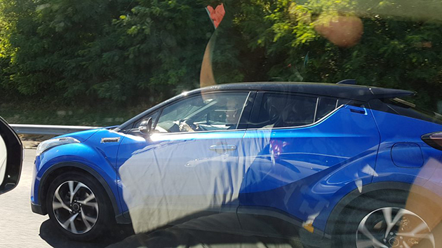 蓝色更耀眼！Toyota C-HR蓝色谍照再现身！