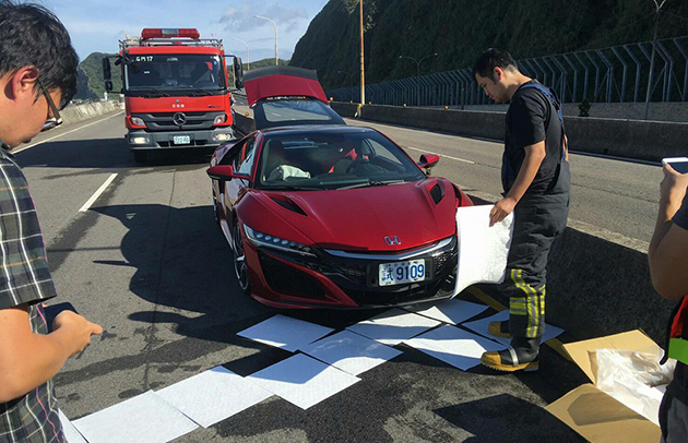 Honda NSX 试乘车在台湾发生车祸！