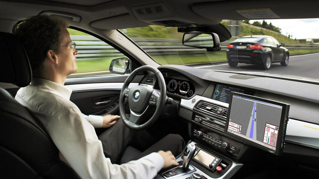 不断的进化！ BMW 的未来自动驾驶计划！