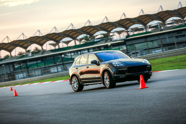 Porsche Malaysia 推介Introduction to Porsche驾驶课程，4门Porsche也可参与！