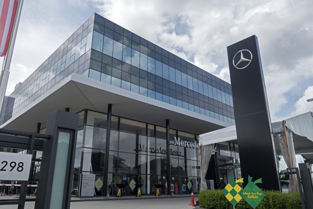 Mercedes-Benz 东马首间3S一站式服务中心正式开幕。