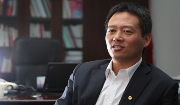 首位非大马人CEO， Dr Li Chunrong  的故事！