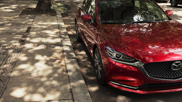2018 Mazda6 正式亮相前夕，小露车头与内装！