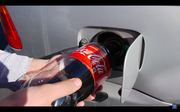 Coca Cola 可以代替汽油？看这个网友的惊人实验！