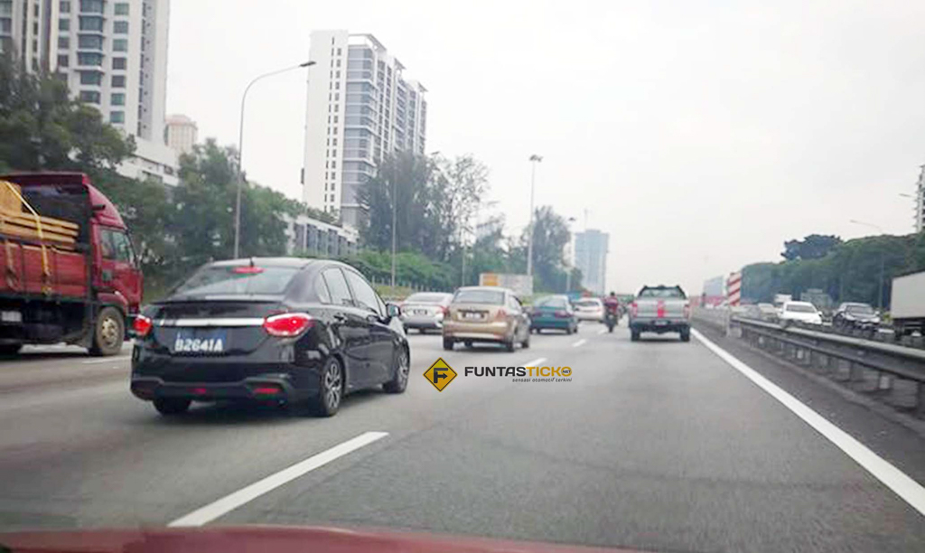 Proton Persona 被捕获进行载重测试！