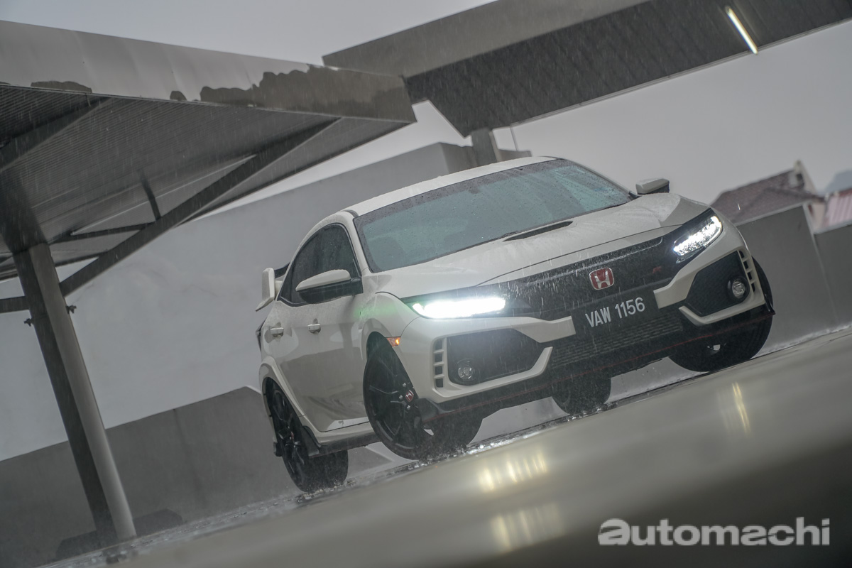 图库： 2018 Honda Civic FK8 ，地表最速前驱车！