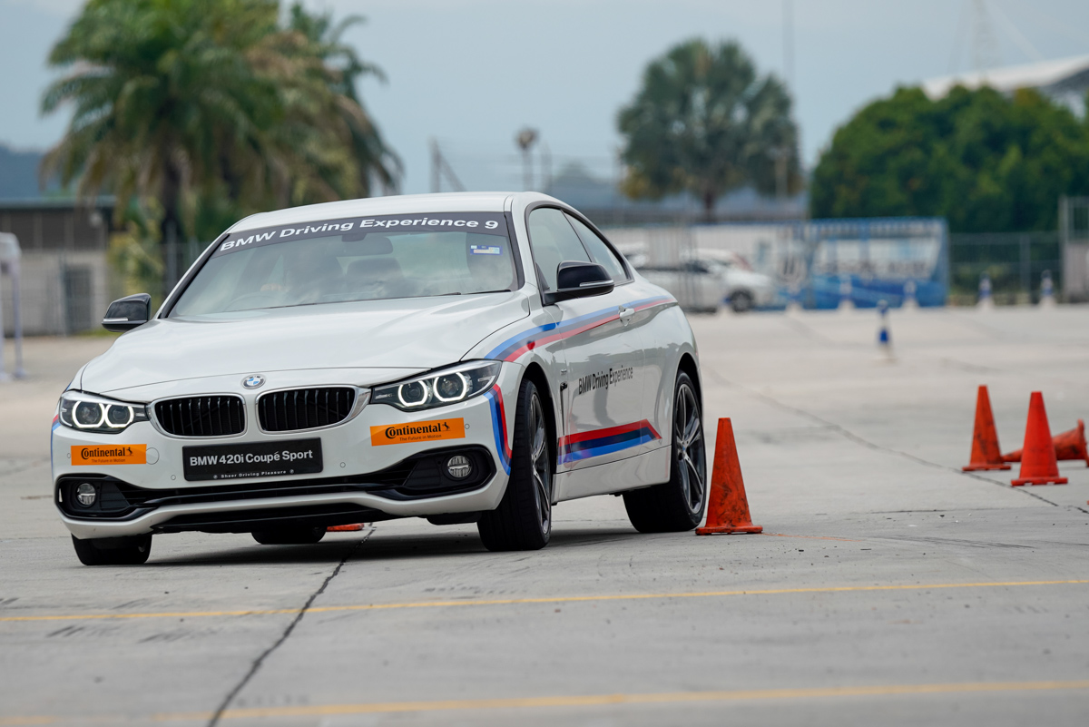 学习防御性驾驶， BMW Advanced Driving Experience 体验！