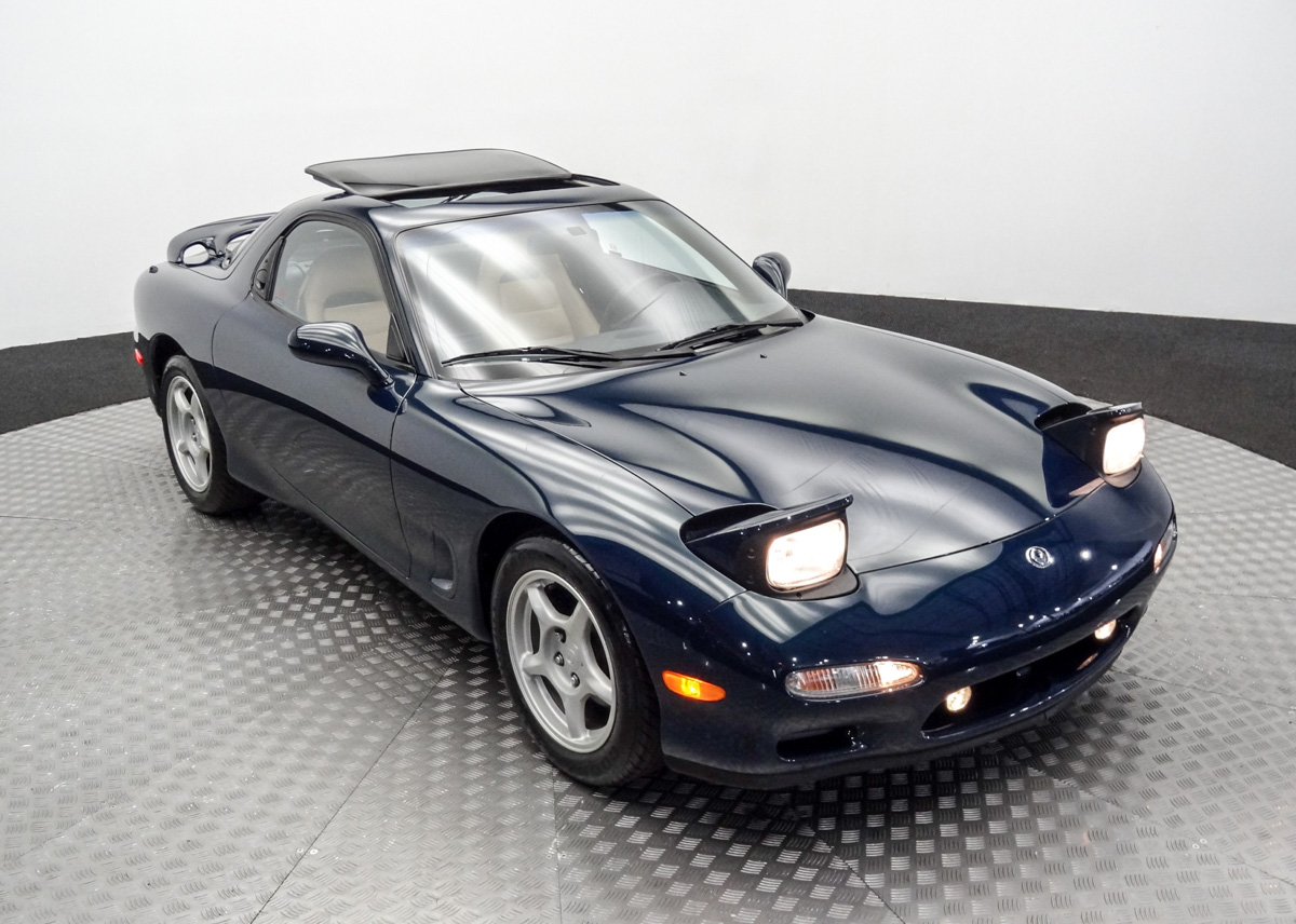 四位数超低哩数，1994 Mazda RX-7 天价出售！