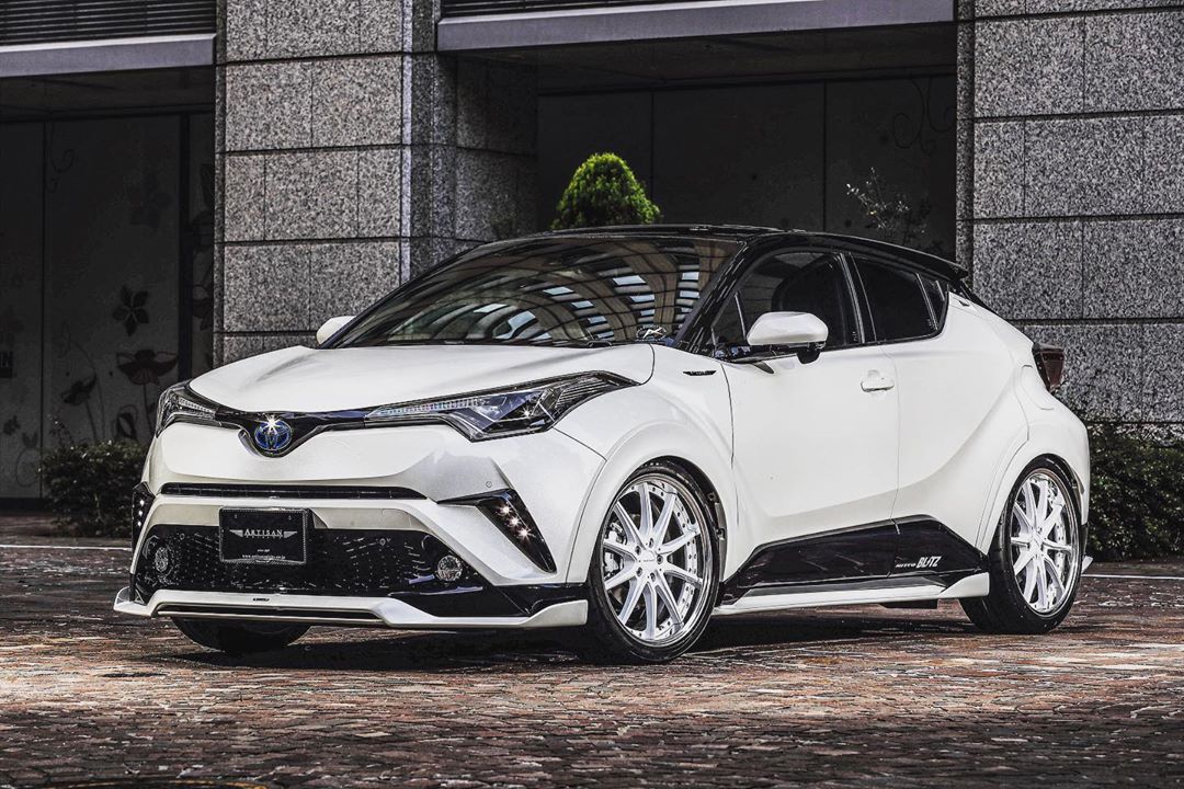 Toyota C-HR 小改款10月登场，外观配备均有提升！