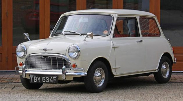 座椅尚未拆封,超低哩数全原装 1968 mini mk1 出售